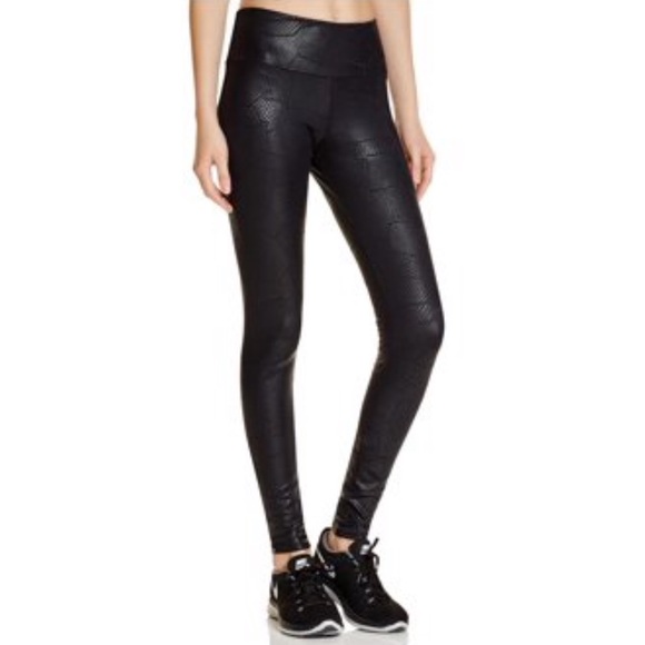 onzie snake print leggings